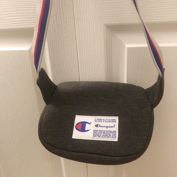 Champion Fanny Pack - Picture 4 of 4